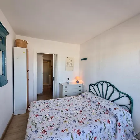 Acogedor En L'escala Con Terraza Cerca De La Playa - Hisp-236-156 شقة Torroella de Montgrí