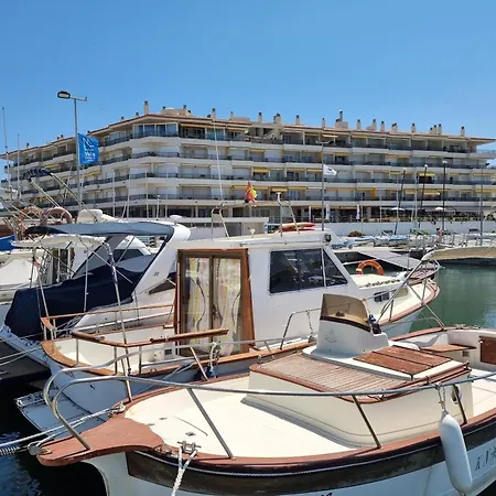 شقة Acogedor En L'escala Con Terraza Cerca De La Playa - Hisp-236-156 *