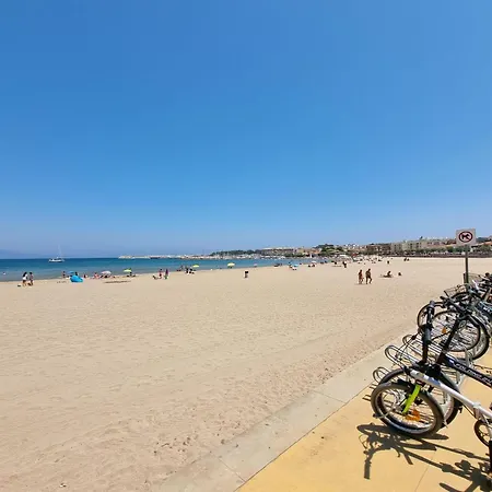 Acogedor En L'escala Con Terraza Cerca De La Playa - Hisp-236-156 شقة Torroella de Montgrí