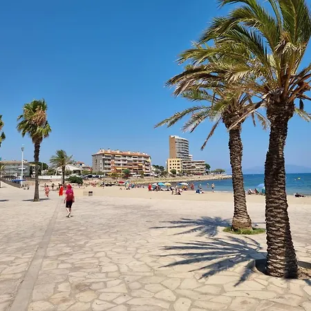 شقة Acogedor En L'escala Con Terraza Cerca De La Playa - Hisp-236-156